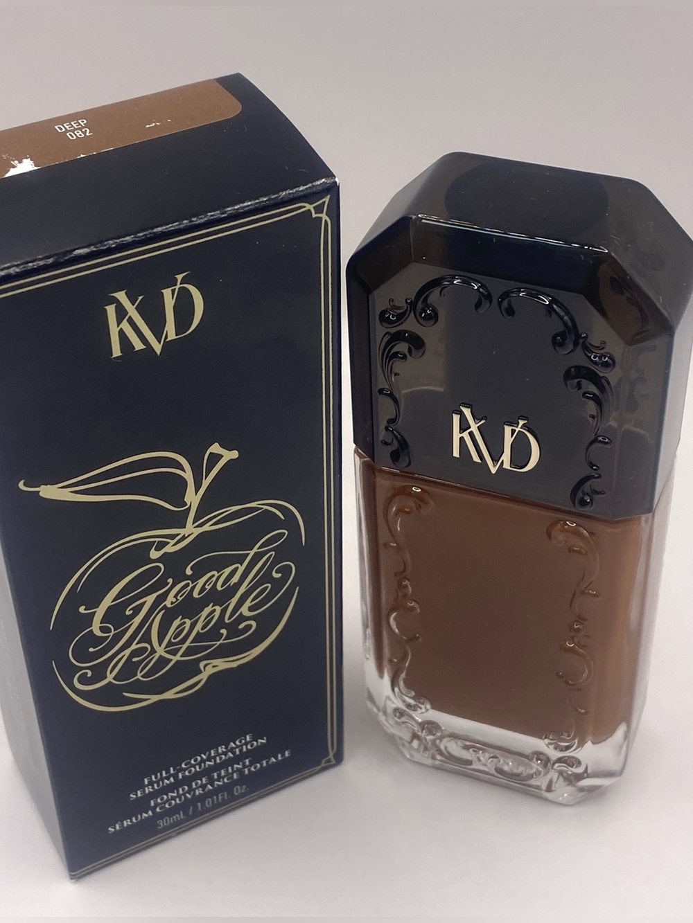 KVD Kat Von D Good Apple Full-Coverage Serum Foundation Deep 082 NIB
